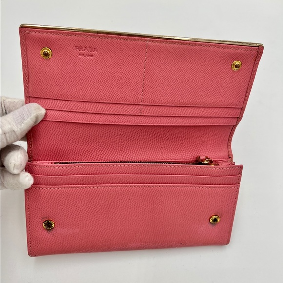 ♦️Prada Saffiano Wallet/Crossbody - Picture 2 of 8